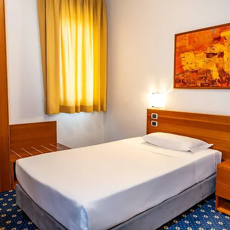 فندق Prealpi 3*